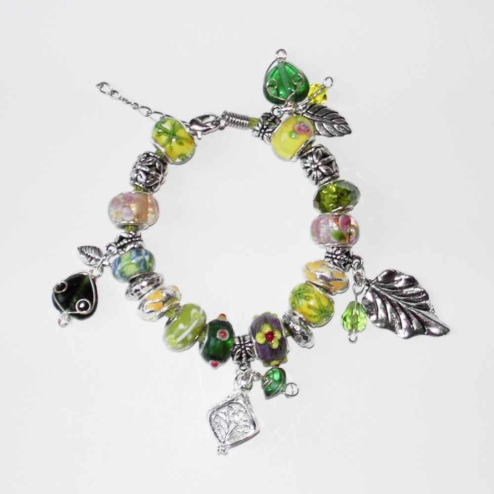 Green Lampwork, leather bracelet 7.5"+ (#304)